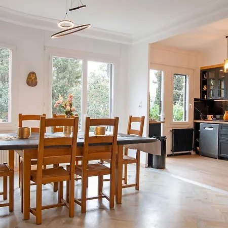 Standing De 88 M2, Grand Jardin, Wifi, Clim, Netflix, La Suzanna Сasa de vacaciones Hyères